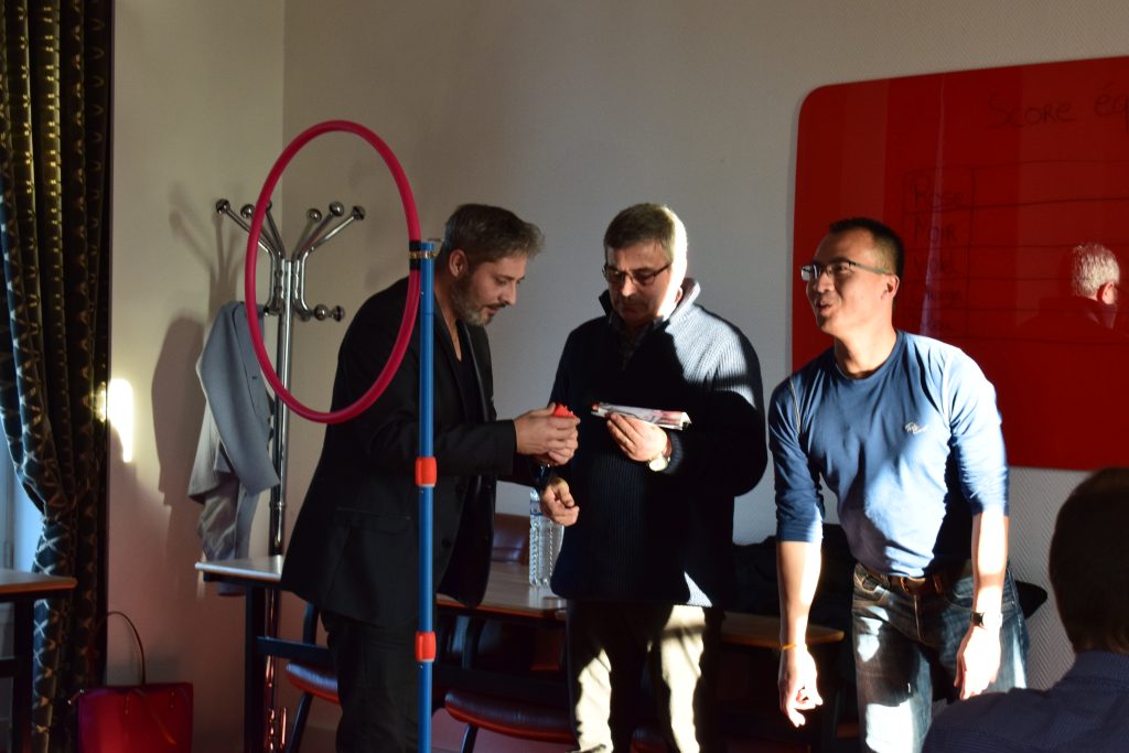 air-strike-10torsions-evenements-insolites-animation-ludique-et-immersive