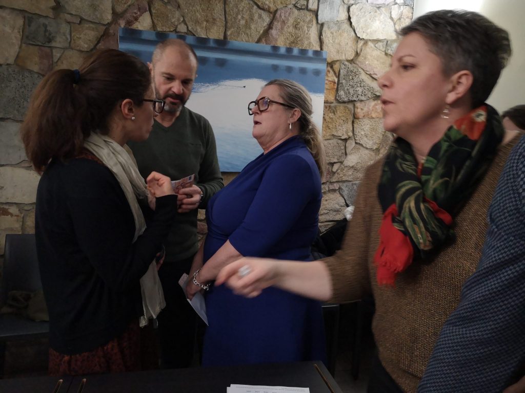 animation-duty-free-10torsions-evenements-insolites-stand-immersif-comediens-negociation-decalee-participants