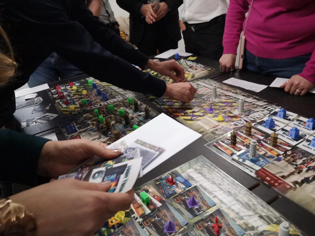 serious-game-dealmakers-anime-par-10torsions-evenements-insolites-negociation-en-equipe