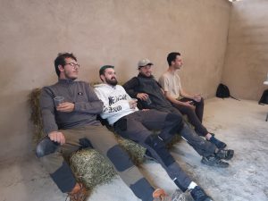 repas-maitre-feu-10torsions-evenements-insolites-moment-convivial-et-gastronomique-en-equipe