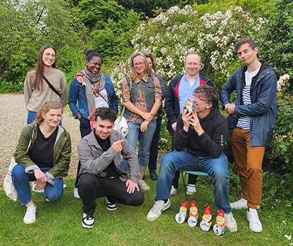 balade-des-nains-ornans-10torsions-evenements-insolites-parcours-feerique-et-collectif-en-plein-air